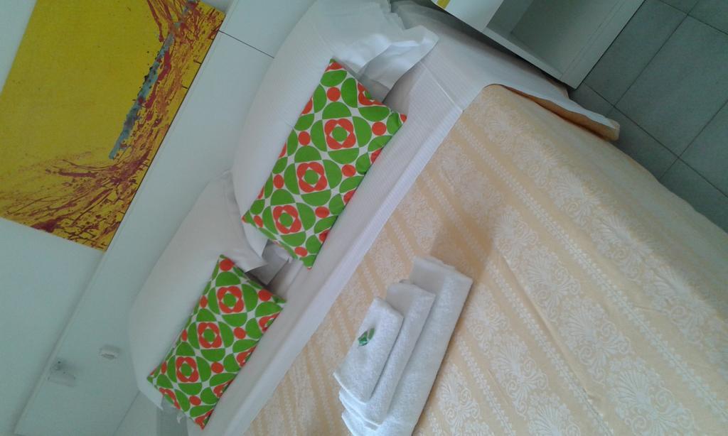 Hotel Flying Pesaro Kültér fotó