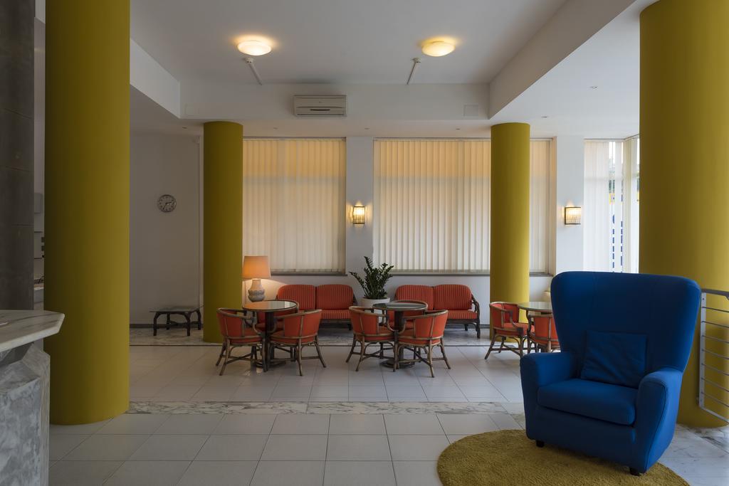 Hotel Flying Pesaro Kültér fotó
